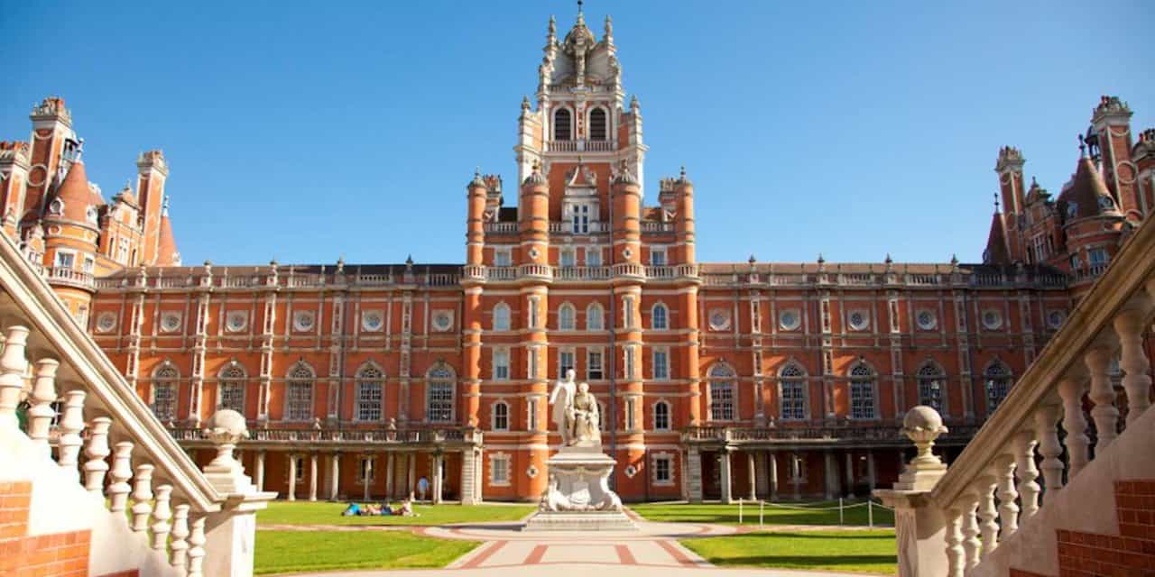 Study Group’s new pathways programmes with Royal Holloway